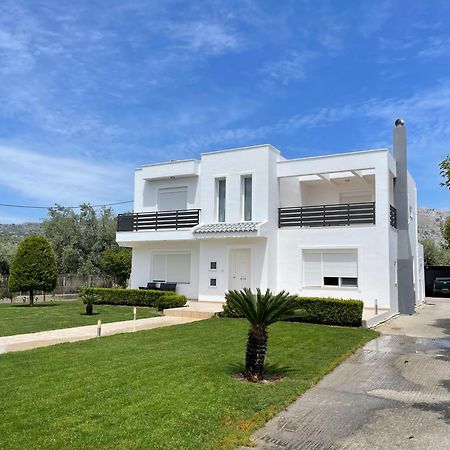 Villa Epavlis Haraki Luaran gambar